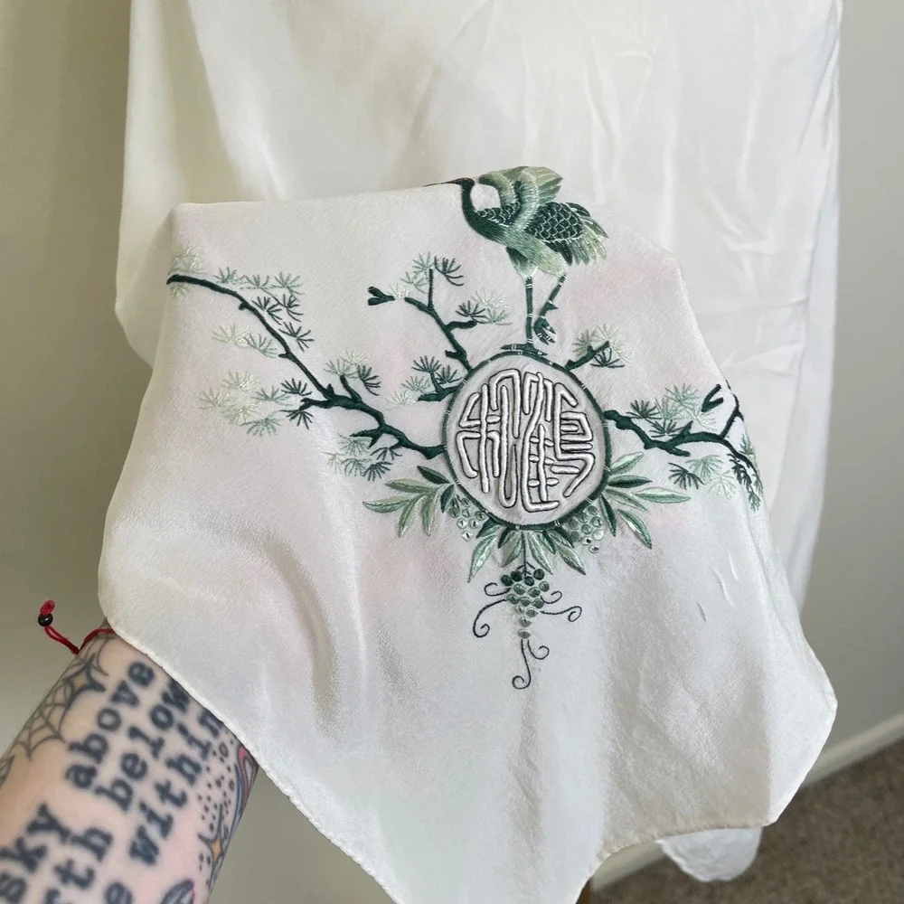 Vintage Silk Embroidered‎ Crane Scarf White Green Asian Bird Nature Souvenir